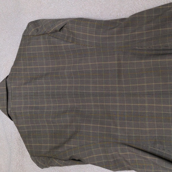 Ann Taylor plaid blazer. Size 10. - Picture 4 of 6